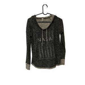 NASA Kennedy Space Center Techstyles Size Small (S) Hooded Light Sweatshirt with